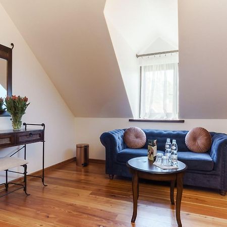 Apartamenty W Dworku Cheval Krakow Bagian luar foto