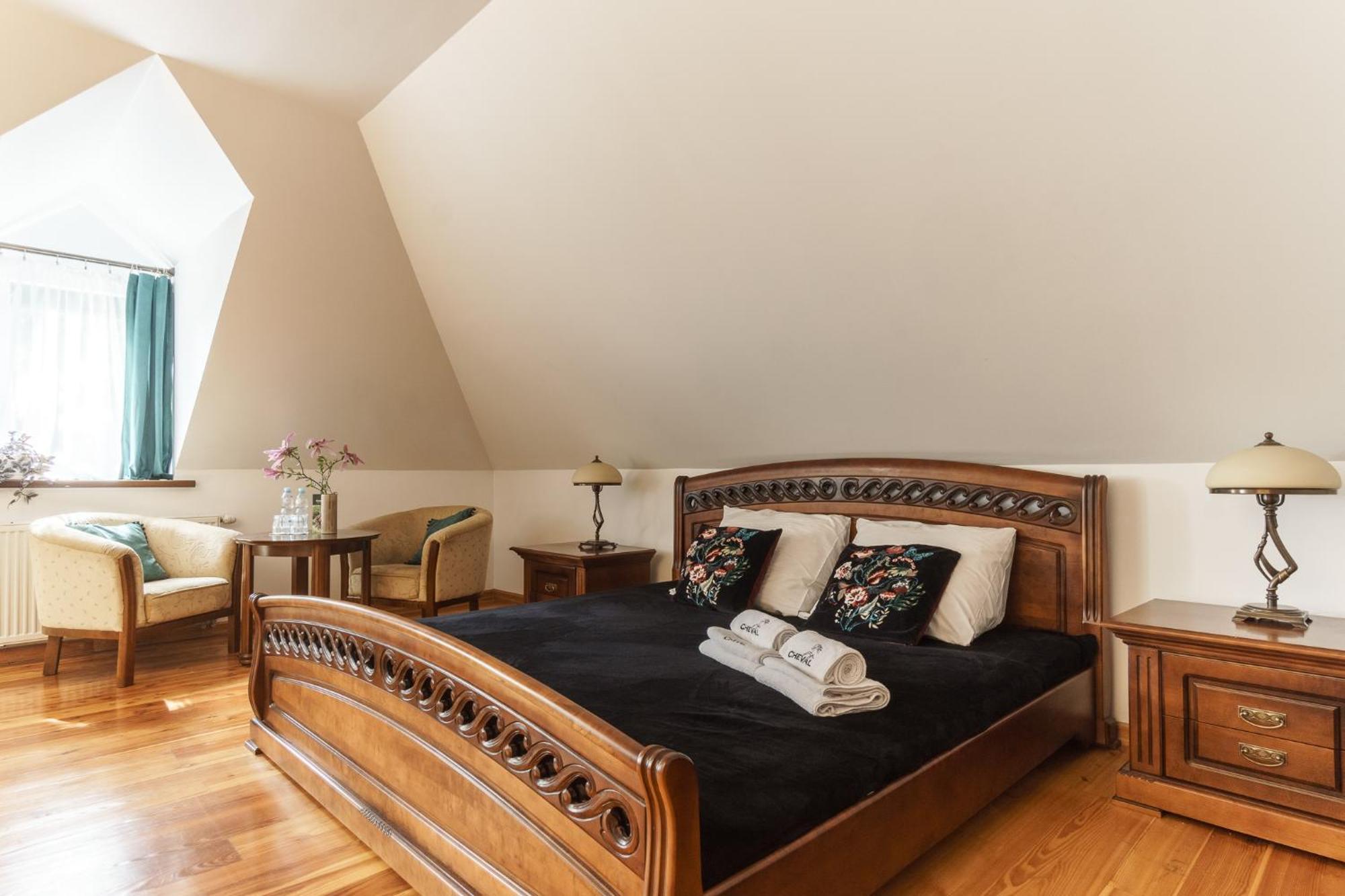 Apartamenty W Dworku Cheval Krakow Bagian luar foto